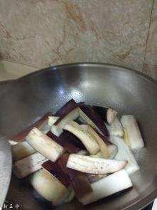 咸鱼吃瓜,揭秘网络热点的幕后故事