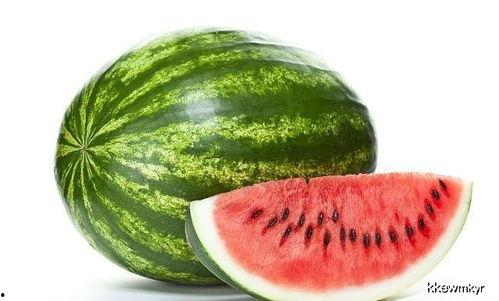 吃瓜摆烂,揭秘网络时代的娱乐心态