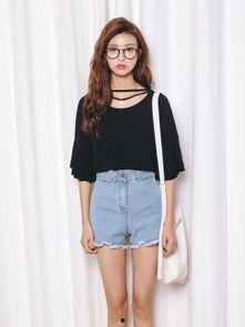 吃瓜群众短裤视频,吃瓜群众围观网络奇观